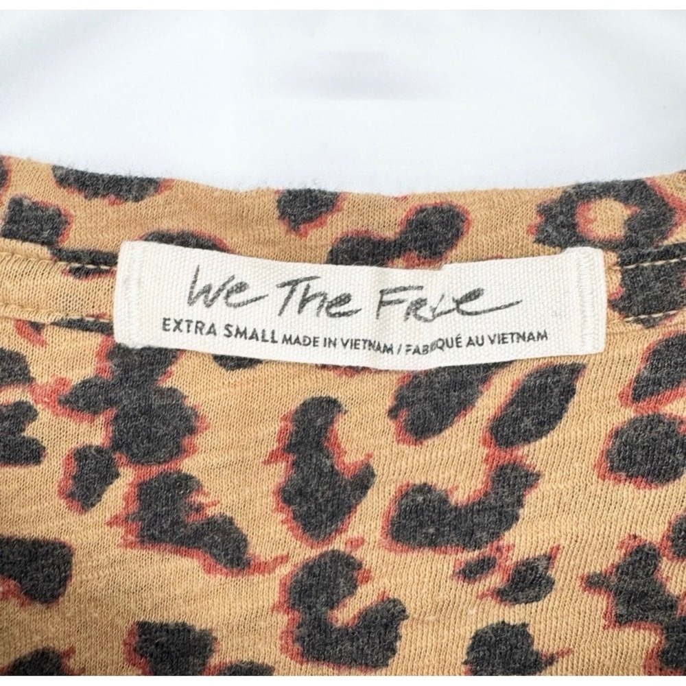 FREE PEOPLE We The Free Clarity Oversized Crew Neck T-Shirt Cheetah Combo Sz XS - Picture 6 of 9
